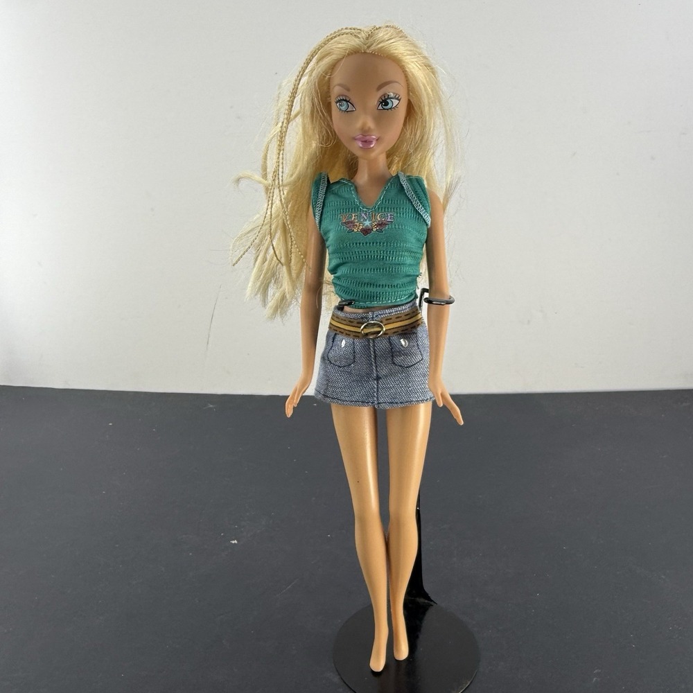 Mattel My Scene Spring Break Kennedy Doll Blonde Changed Outfit Y2K Barbie